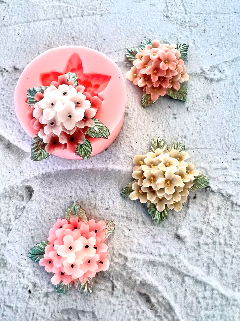 قالب سیلیکونی گل آمریا