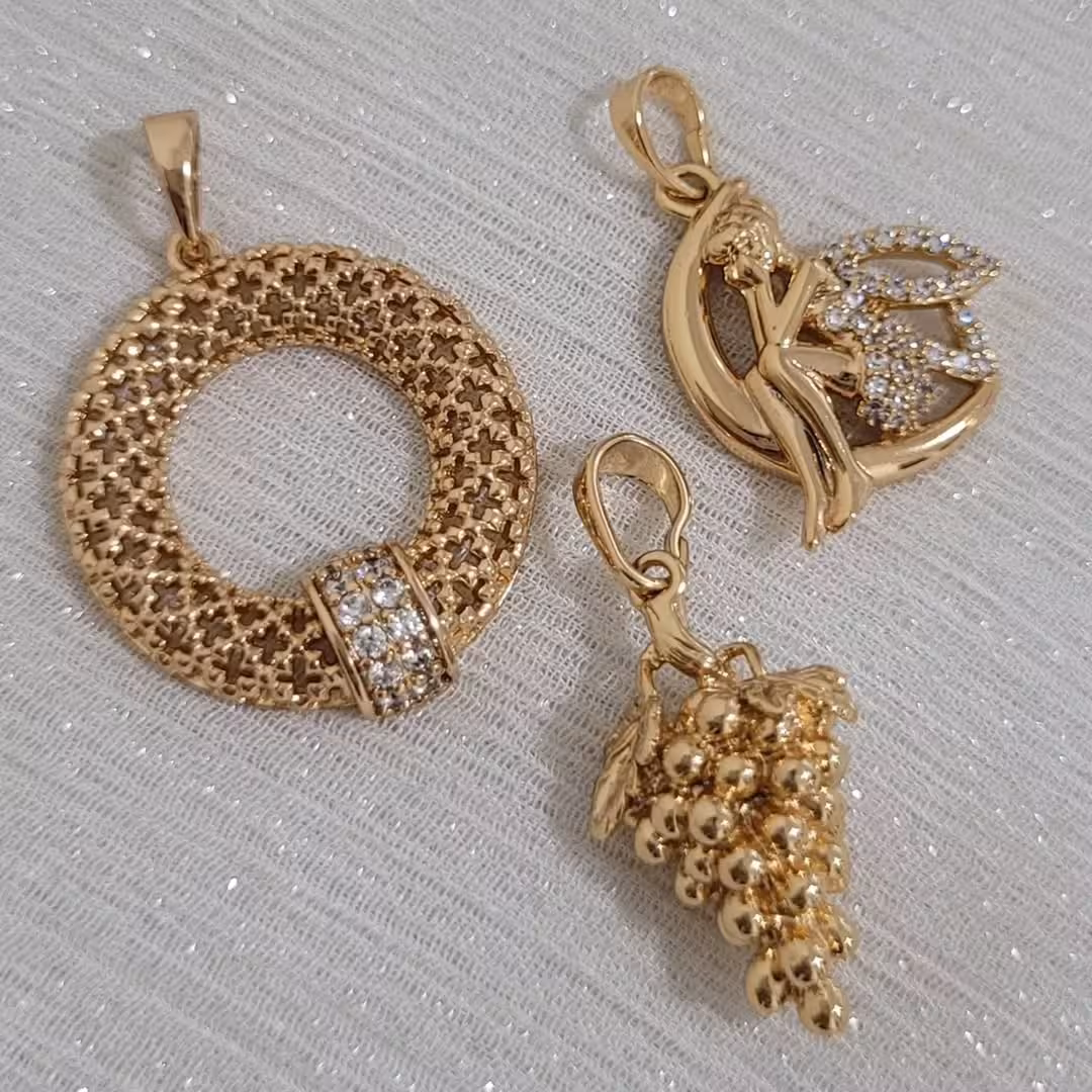 گردنبند طرح طلای زنانه، برند مطرح ژوپینگ، به همراه زنجیر، در3 مدل شیک و خاص💍