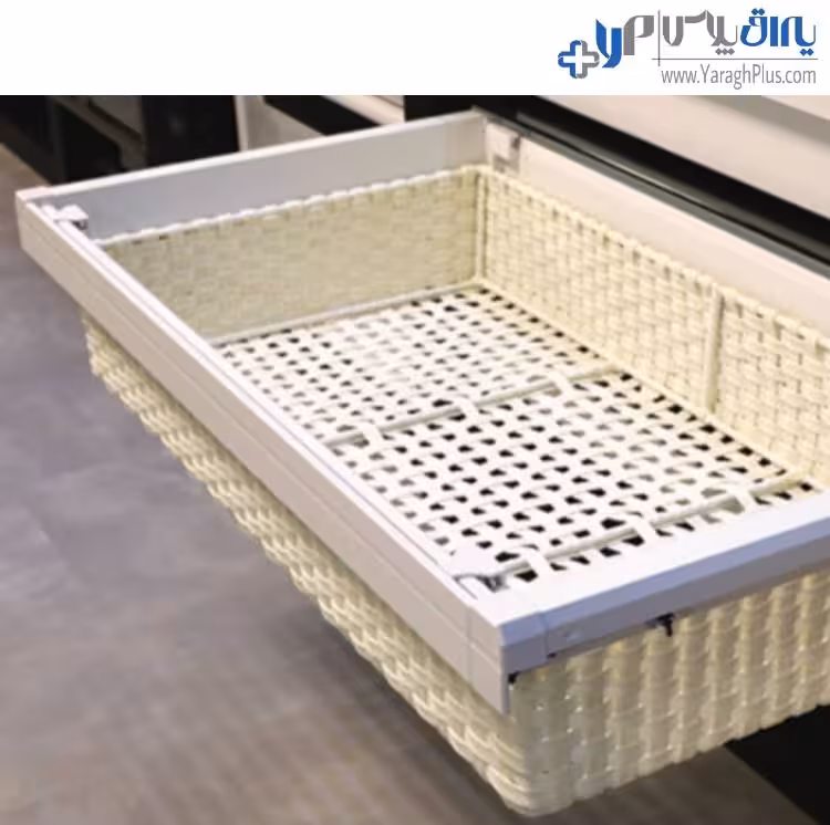 سبد حصیری ریلی داخل کمد لباس رنگ سفید طرح ایتالین فانتونی