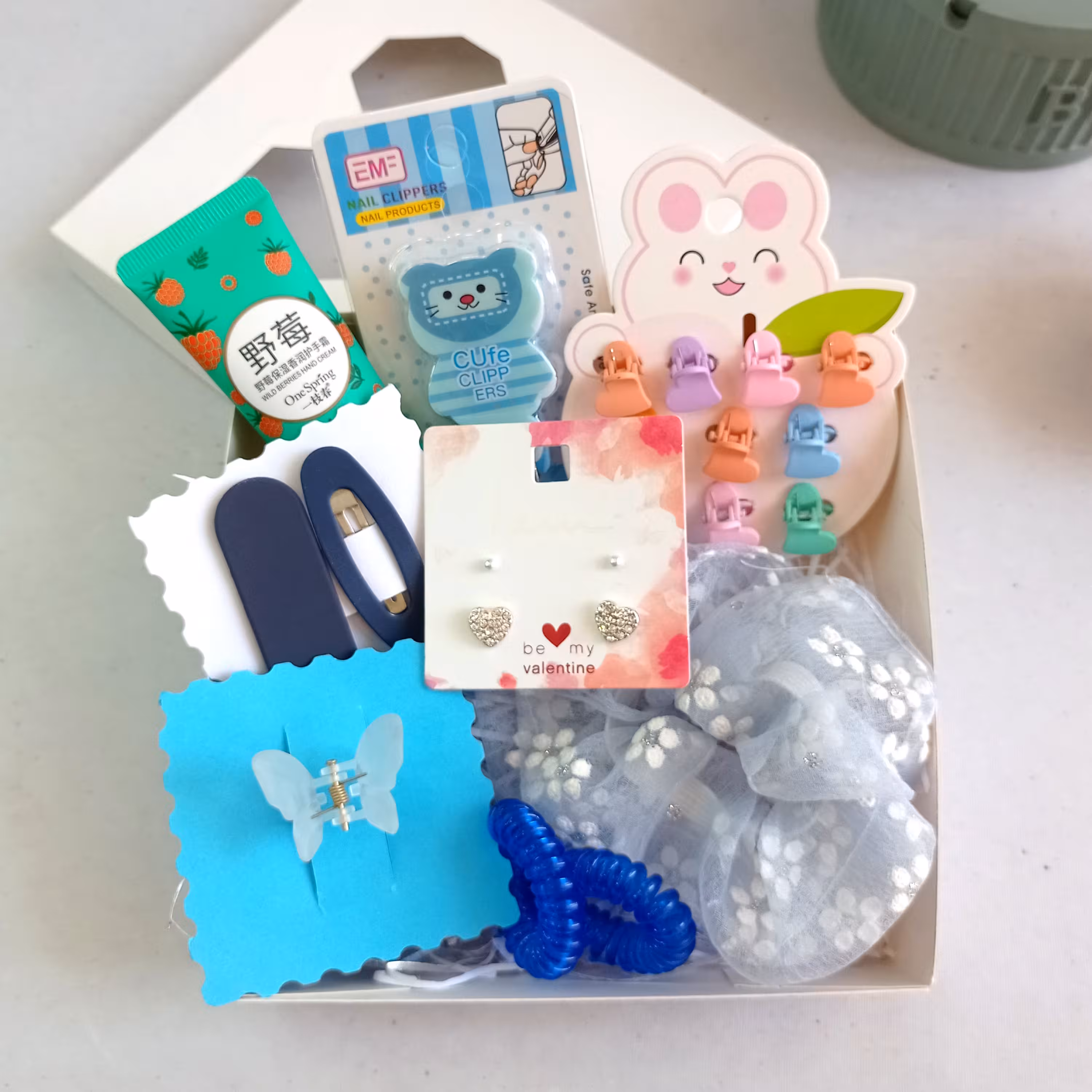 باکس هدیه دخترانه آبی