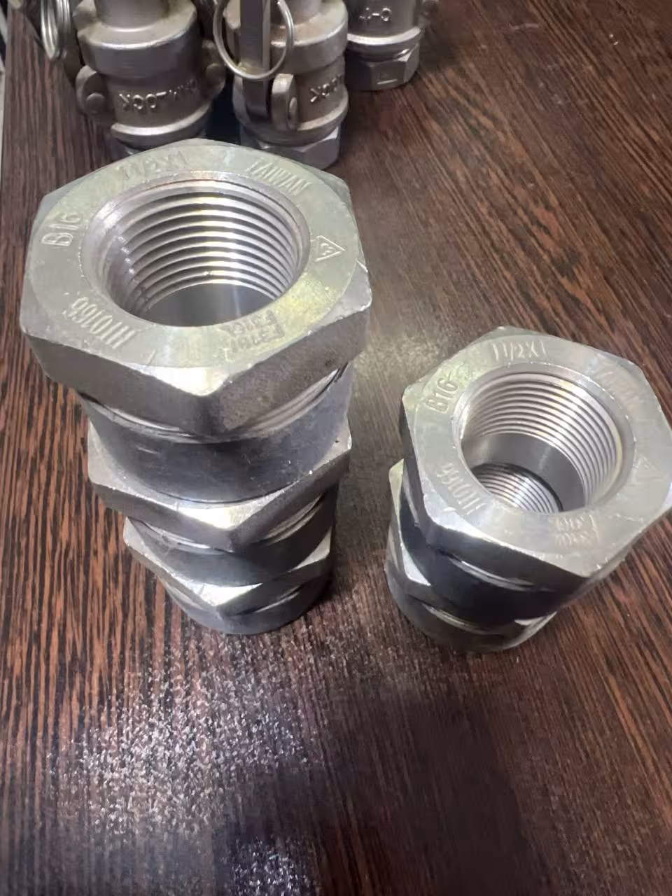 تبدیل استنلس استیل روپیچ تو پیچ 1 1/2" به 1 اینچ کلاس 3000 از جنس SA182F316/F316L