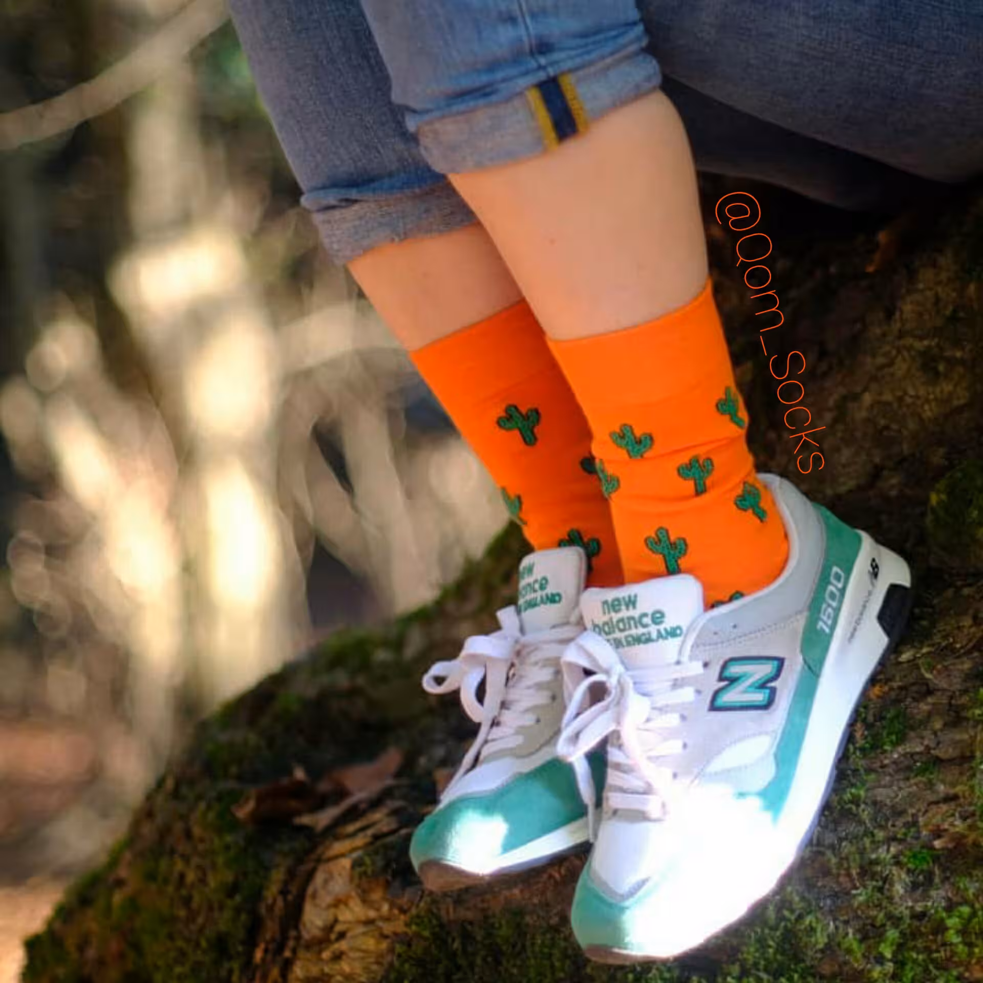 جوراب ساق دار نارنجی دخترونه پسرونه طرح کاکتوس فری سایز