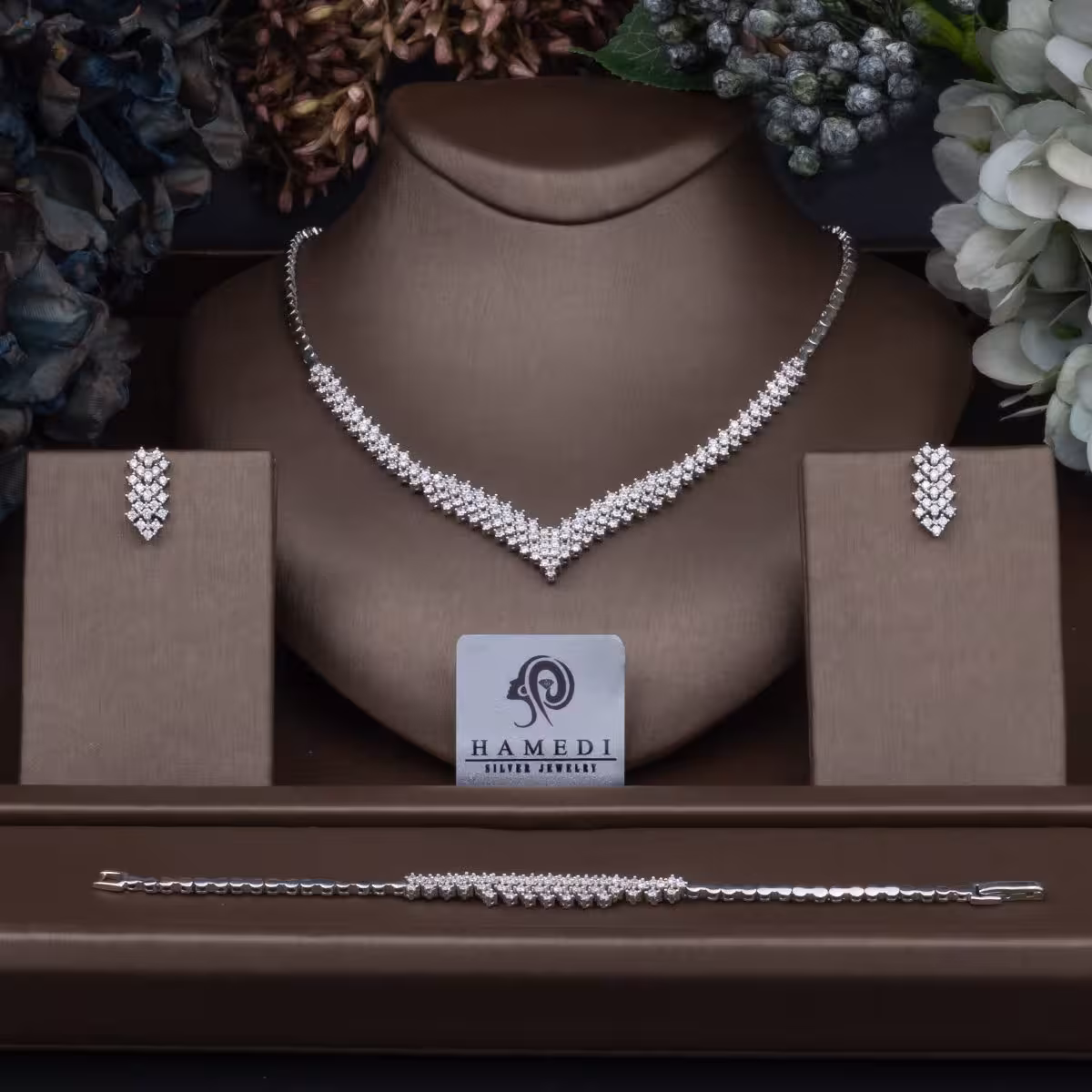 سرویس نقره زنانه جواهری مجلسی مدل SI B38