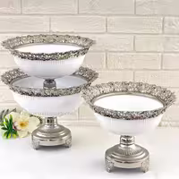 سزویس پذیرایی نورا در رنگ های سفید طلایی. سفید نقره. مشکی طلایی. مشکی نقره ای