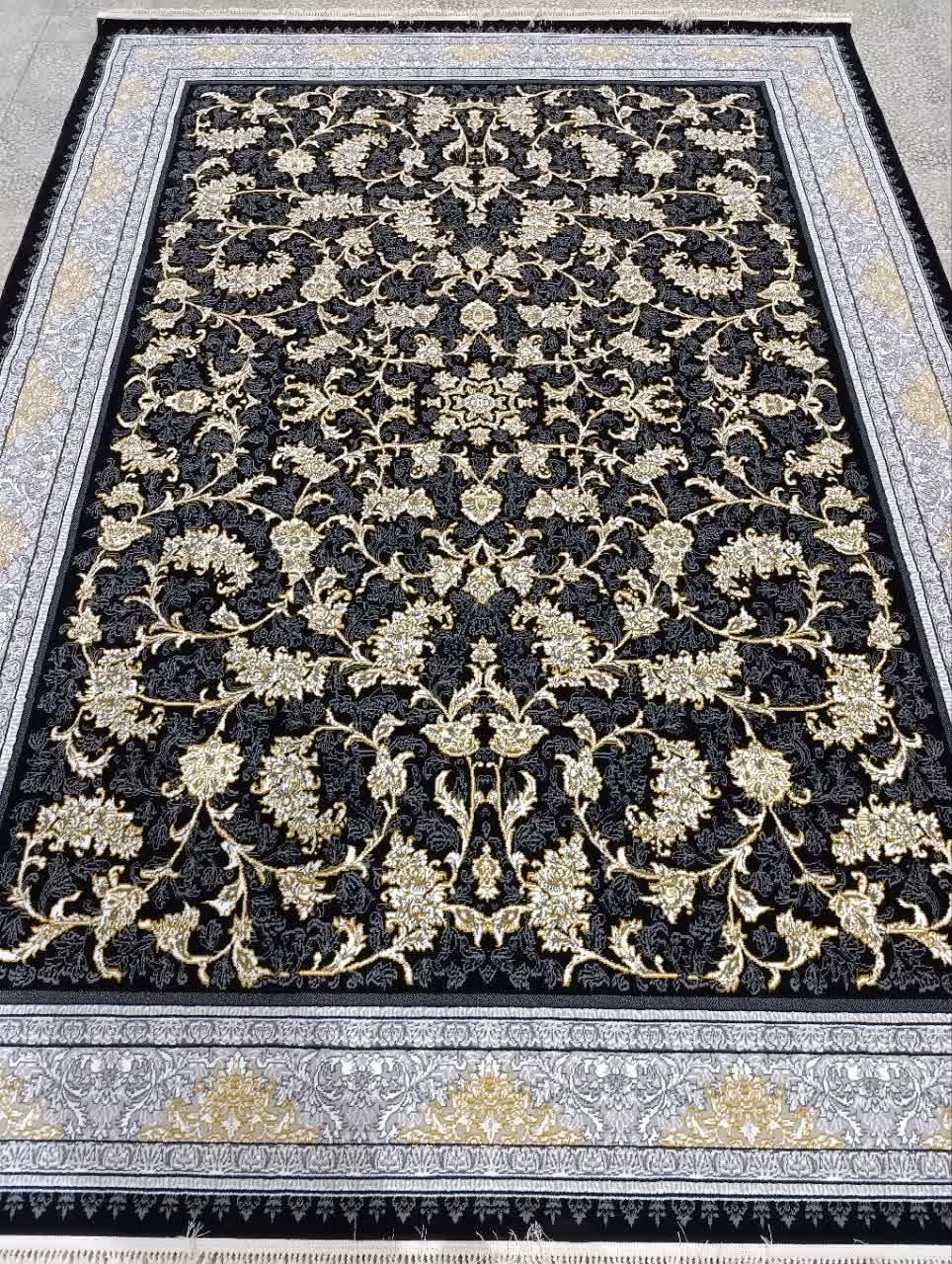 فرش ماشینی جدید کاشان 12متری نقشه نگار مشکی(ارسال رایگان)