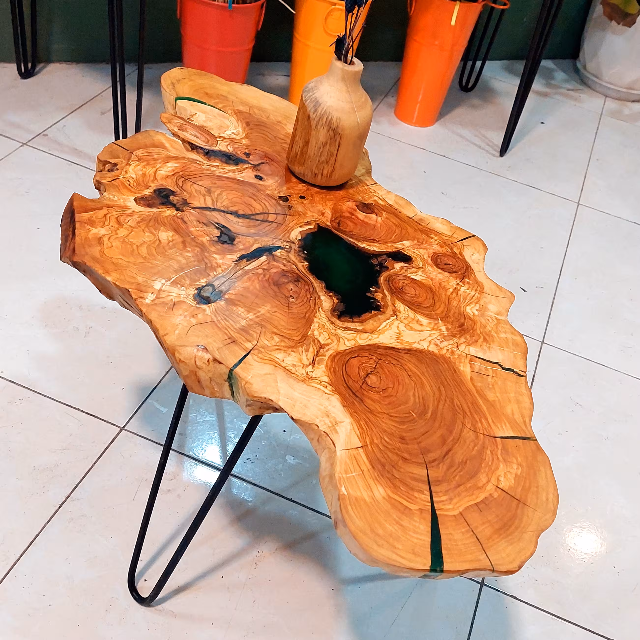  میز  عسلی روستیک چوب زیتون