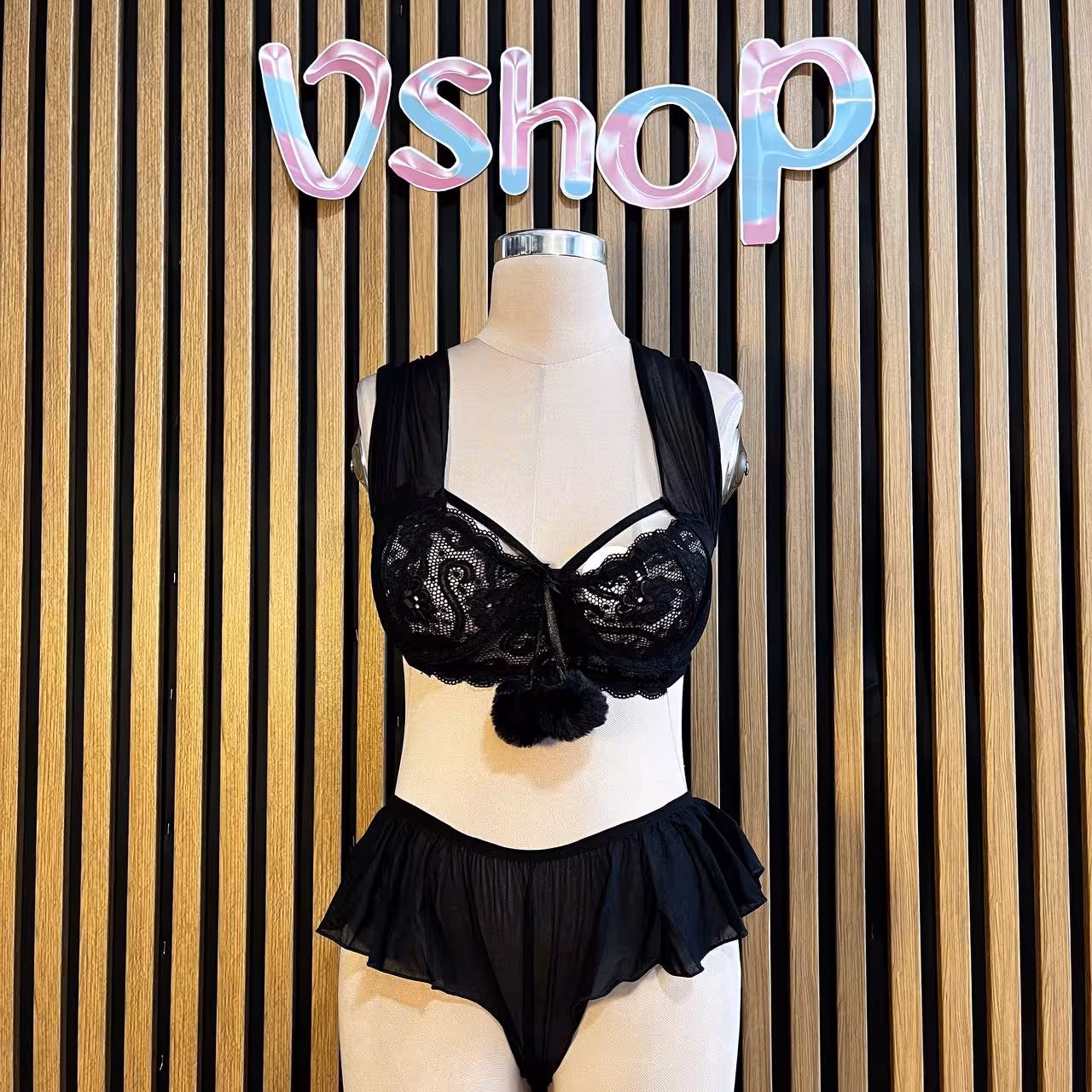 ست سوتین گیپور و شورت توری