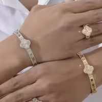 دستبند و انگشتر ست ونکلیف