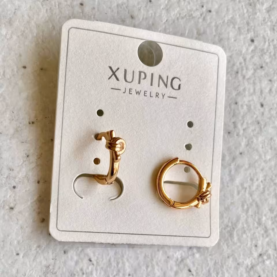 گوشواره ژوپینگ هاگی طرح گره طلایی