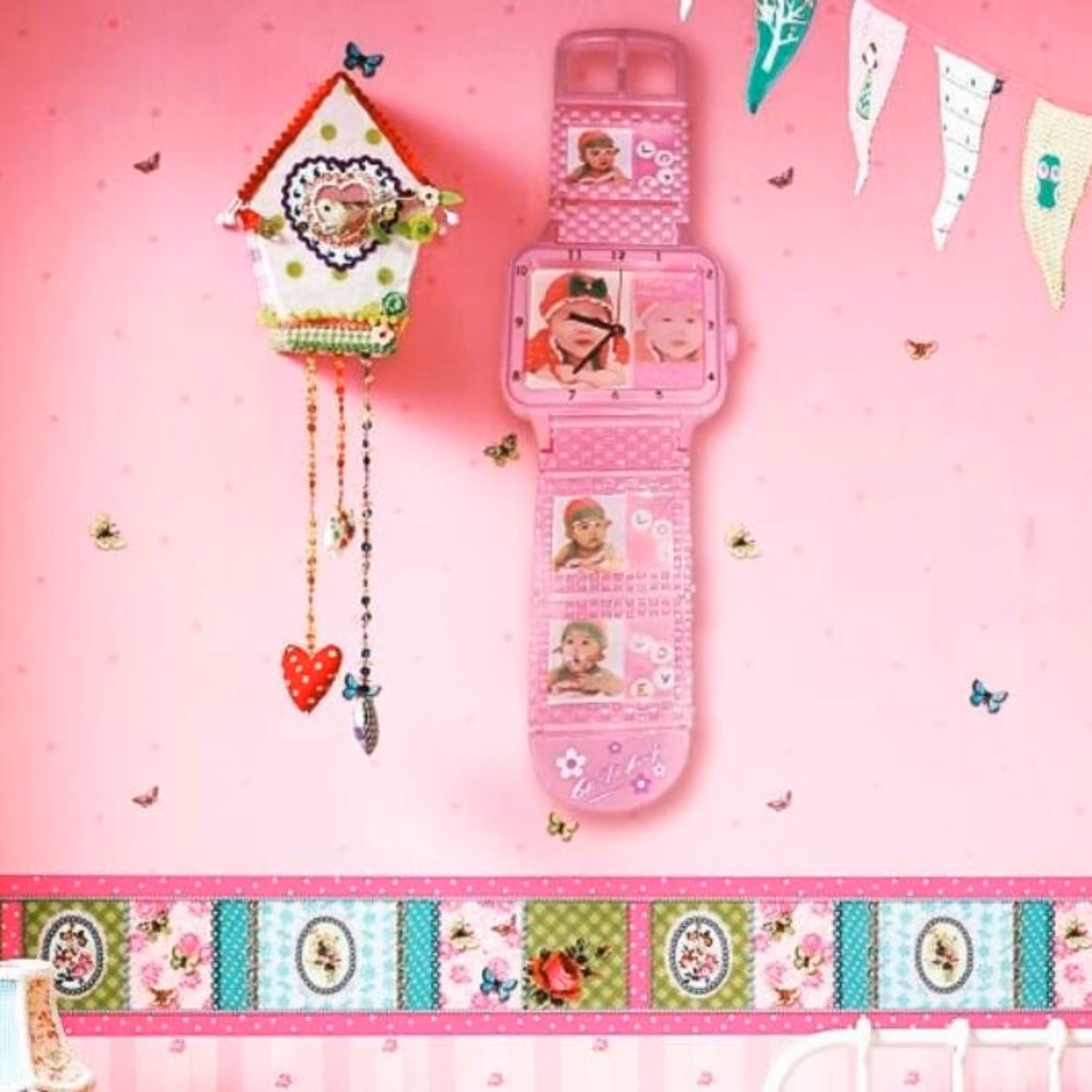 ساعت دیواری قاب عکس دار اتاق کودک