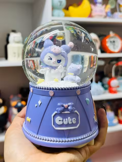 گوی موزیکال برفی طرح کورومی 4