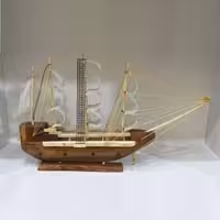 کشتی بزرگ چوبی