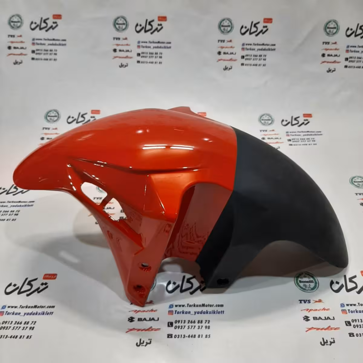 قاب گلگیر جلو موتور بنلی ریس قرمز اصلی