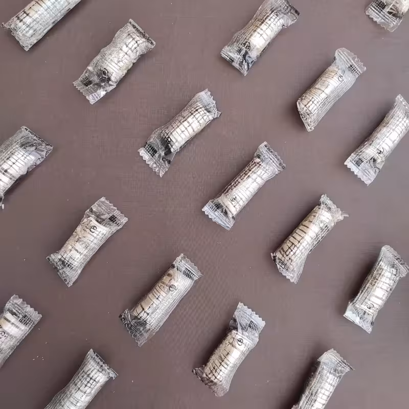 شکلات کانفت 250 گرمی اعتماد (کامفت ) | amazonchi