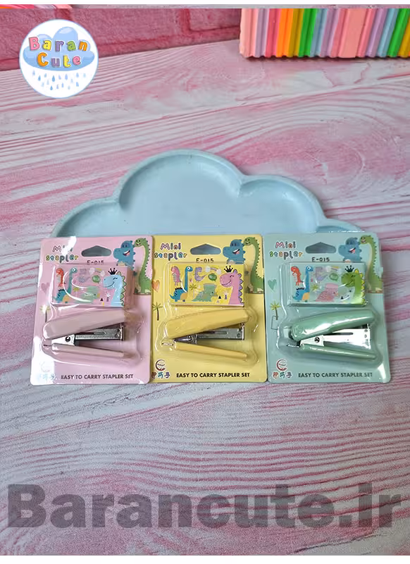 ست منگنه فانتزی دایناسور به همراه سوزن منگنه