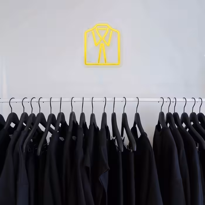 چراغ دیواری نئون دیزاین طرح Men-Clothes_YL