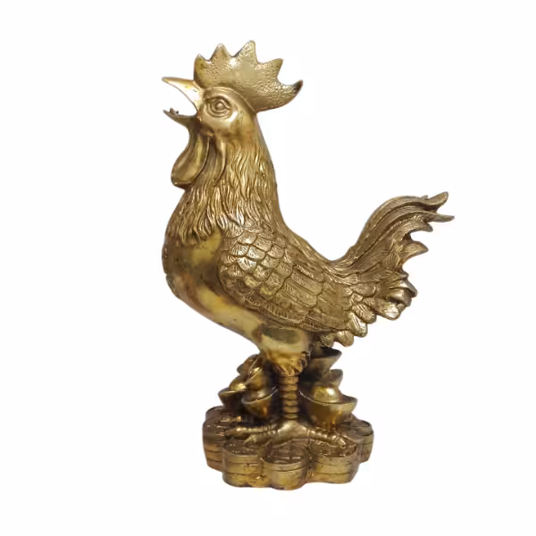 مجسمه خروس برنزی نماد سال تولد