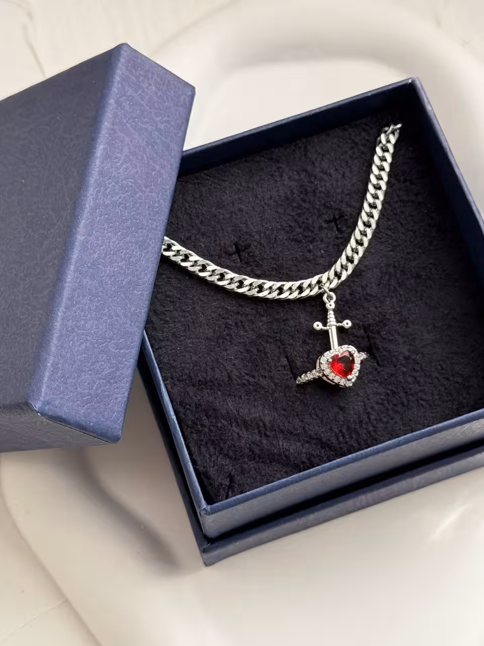 ست شوالیه انگشتر و دستبند