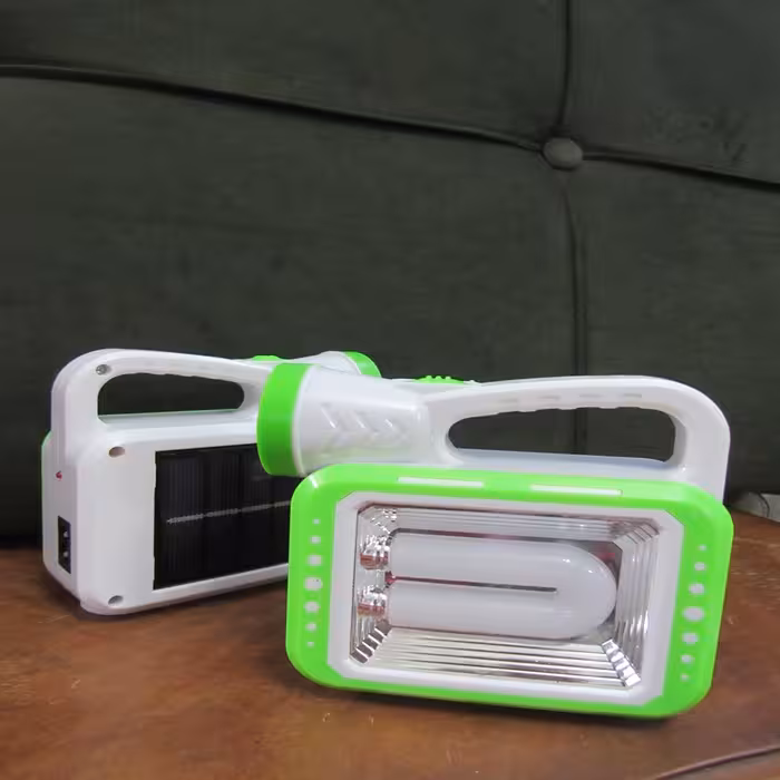 چراغ خورشیدی اضطراری قابل شارژ کد1810