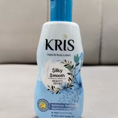 لوسیون کریس مدل Silky Smooth حاوی کره باباسو و مولتی ویتامین