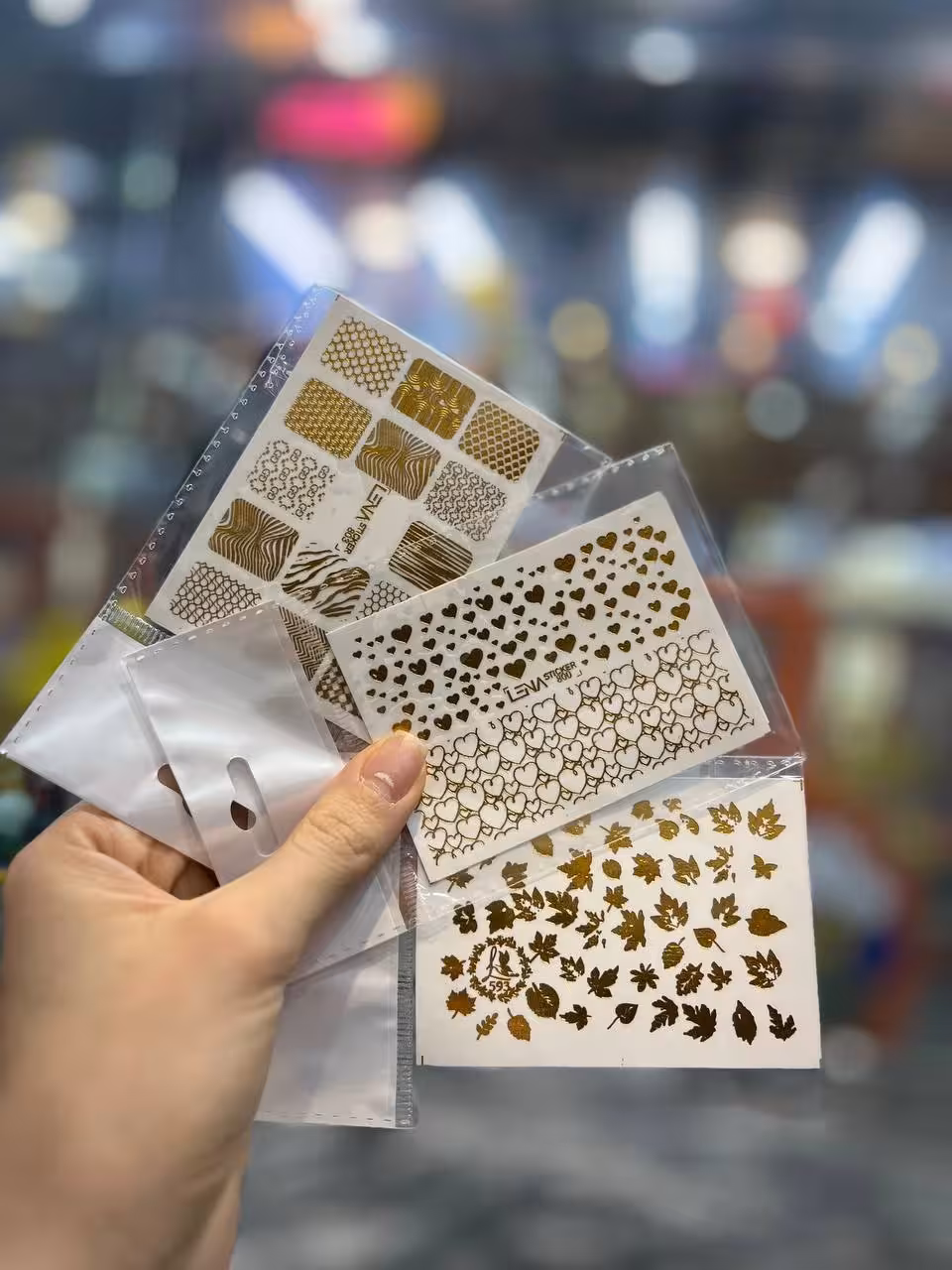 لنز طراحی ناخن متالیک دونه ای یک بعدی