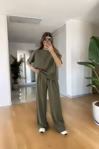 ست شلوار و تی-shirt زنانه با آستین کوتاه از مدل موالات پنیه، با کمر بلندی و شلوار گشاد - 8168