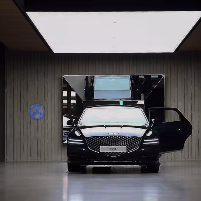 چراغ دیواری نئون دیزاین طرح Benz_BL