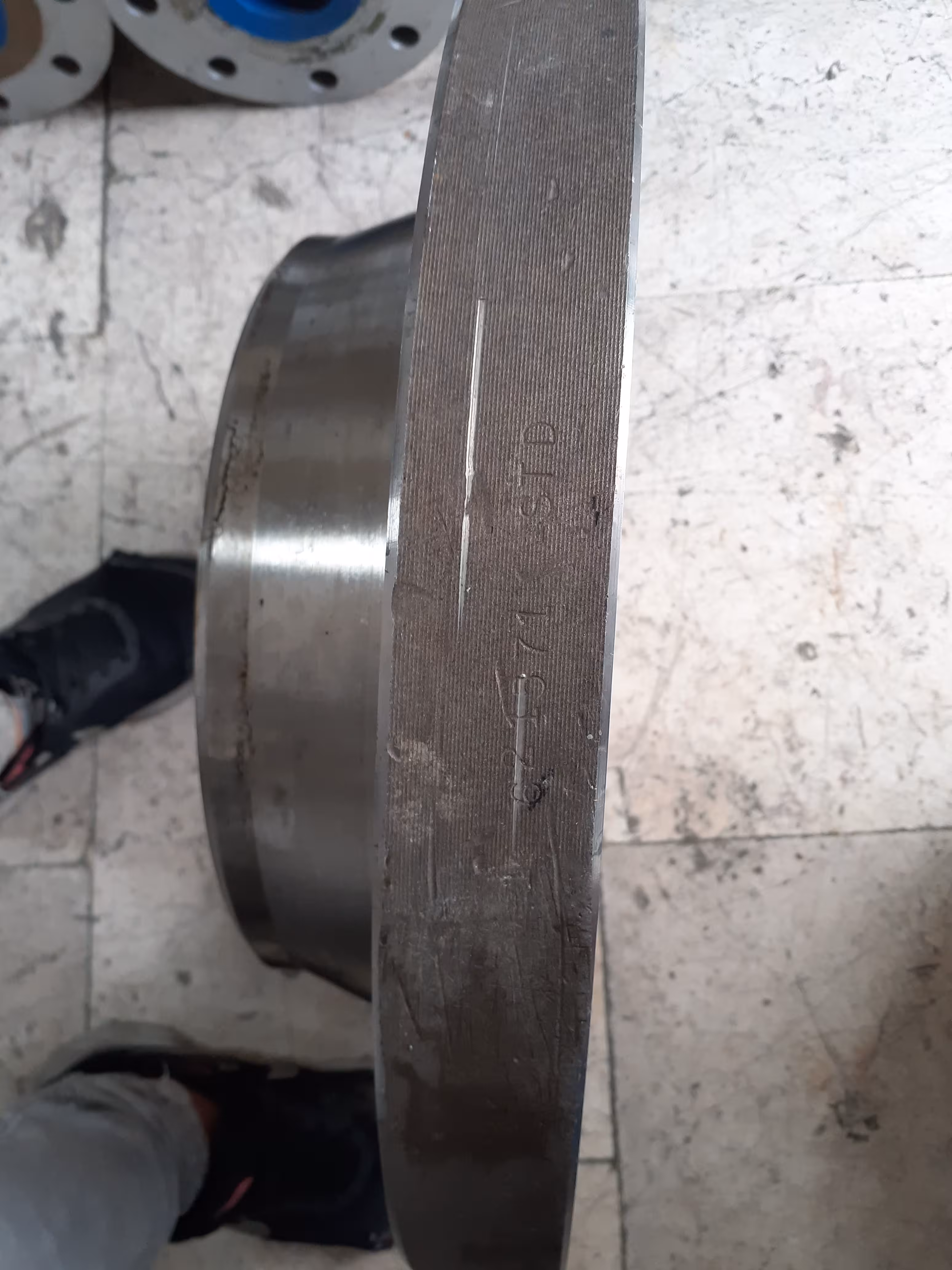 فلنج گلودار "12 ریس فیس   رده STD     از جنس  A182/F321 فابریک