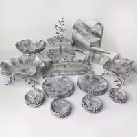 ظروف و سرویس پذیرایی رزینی شیک 6نفره پایه برگی برنجی