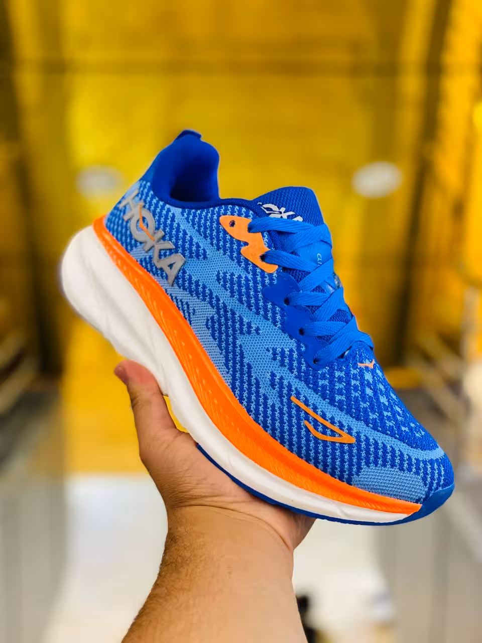 کتونی مردانه هوکا کلیفتون 9 ویتنامی وارداتی clifton 9 سایز 40 تا 45 دارای رنگبندی جذاب