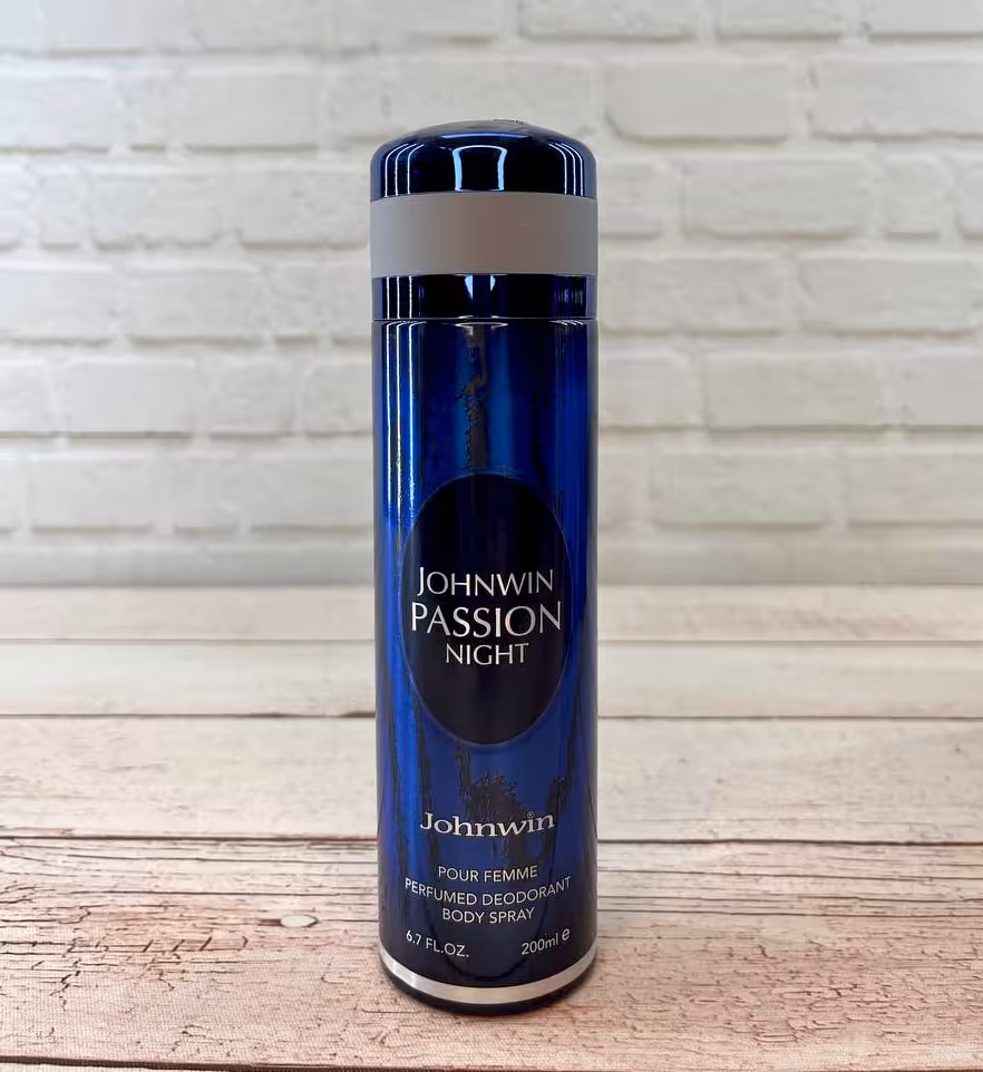 اسپری بدن زنانه جان وین مدل passion night حجم 200 میلی لیتر