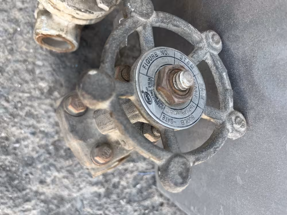 شیر کشویی 1/2 اینچ دنده کلاس 800 از جنس  TRIM F6A/HF  STEM F6A  DISC F6A BODY A105N