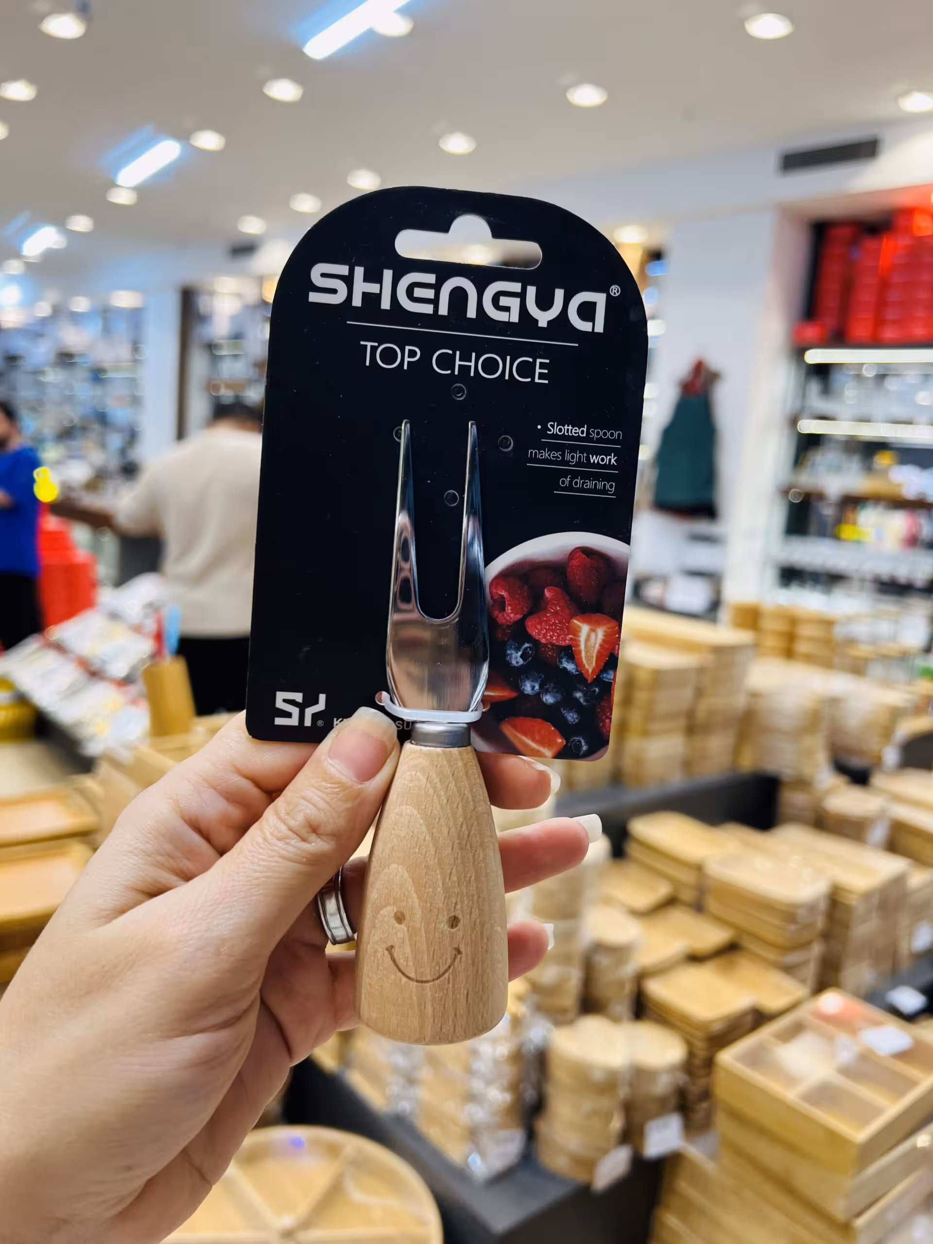 چنگال کوچک دسته چوبB4241