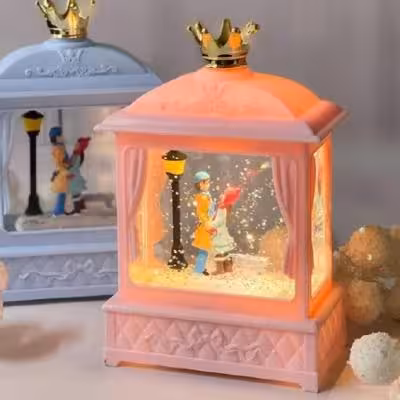 دکوری موزیکال تاج دار