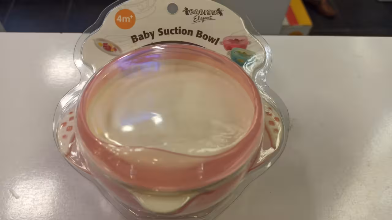 ظرف غذای بیبی سیل دربدار جدید تمام سیلیکون با قابلیت حمل راحت غذای نوزاد و بسته شدن کامل درب ظرف غذا                    babisil  /  England