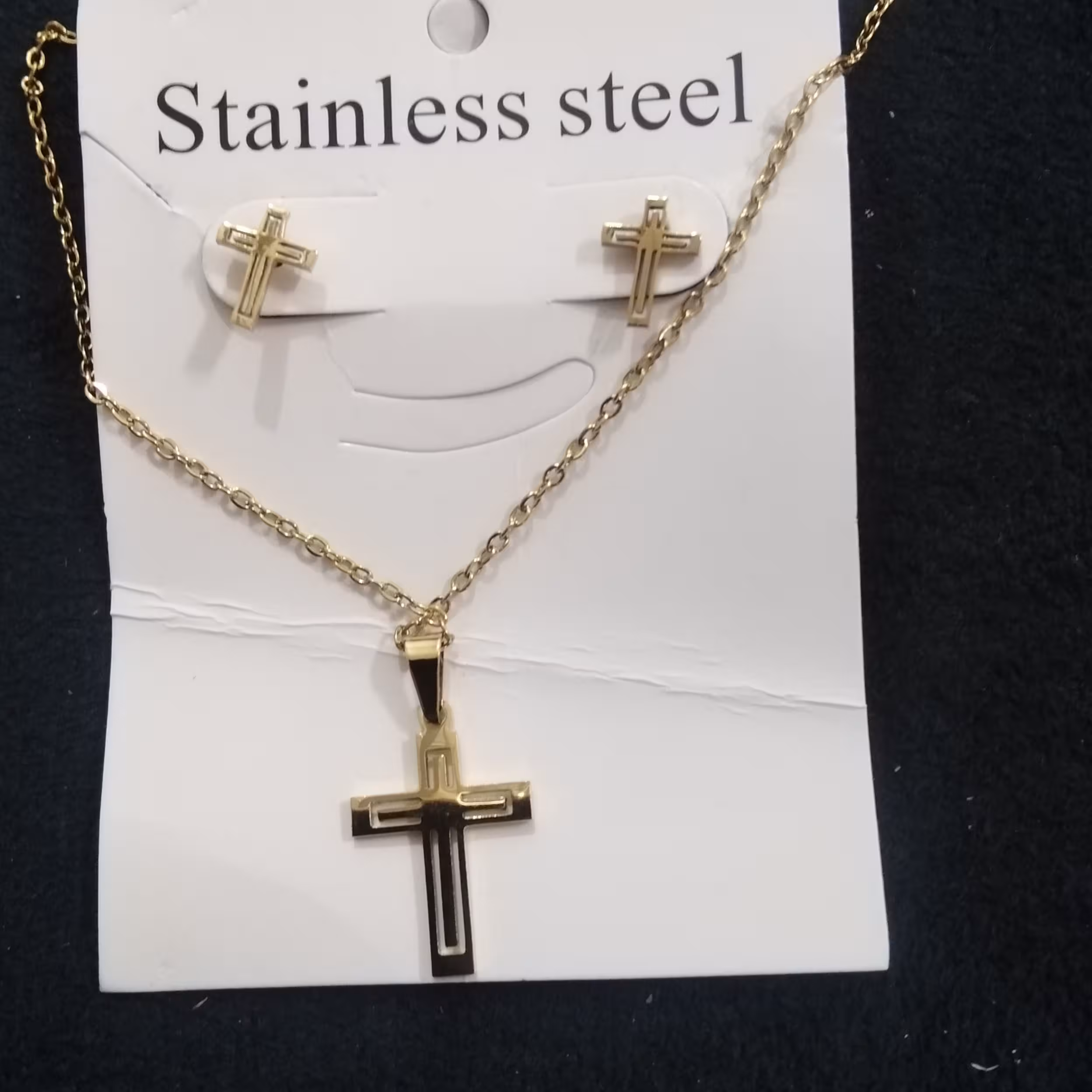 نیم ست رنگ ثابت، آبکاری طلا شده، کاملا تضمینی، مناسب خانمای باسلیقه، ارسال رایگان