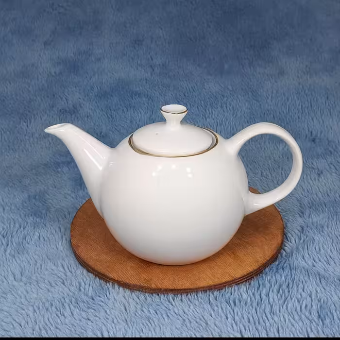 قوری گرد چینی متوسط طرح لب طلا مقصود