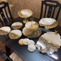 سرویس و ست پذیرایی رزینی 6نفره سفید طلایی جهیزیه