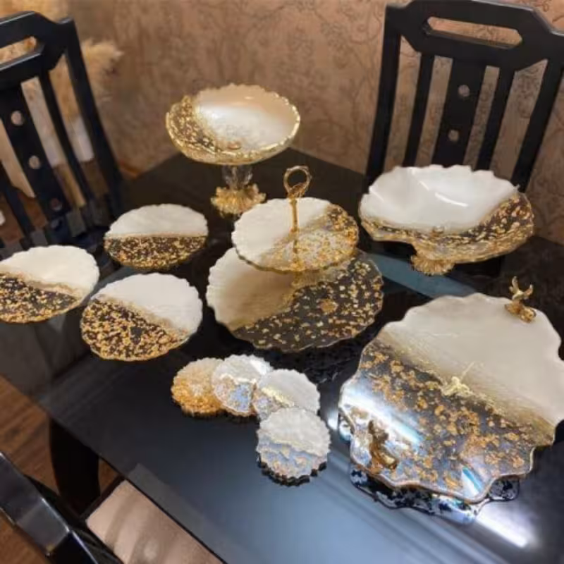 سرویس و ست پذیرایی رزینی 6نفره سفید طلایی جهیزیه