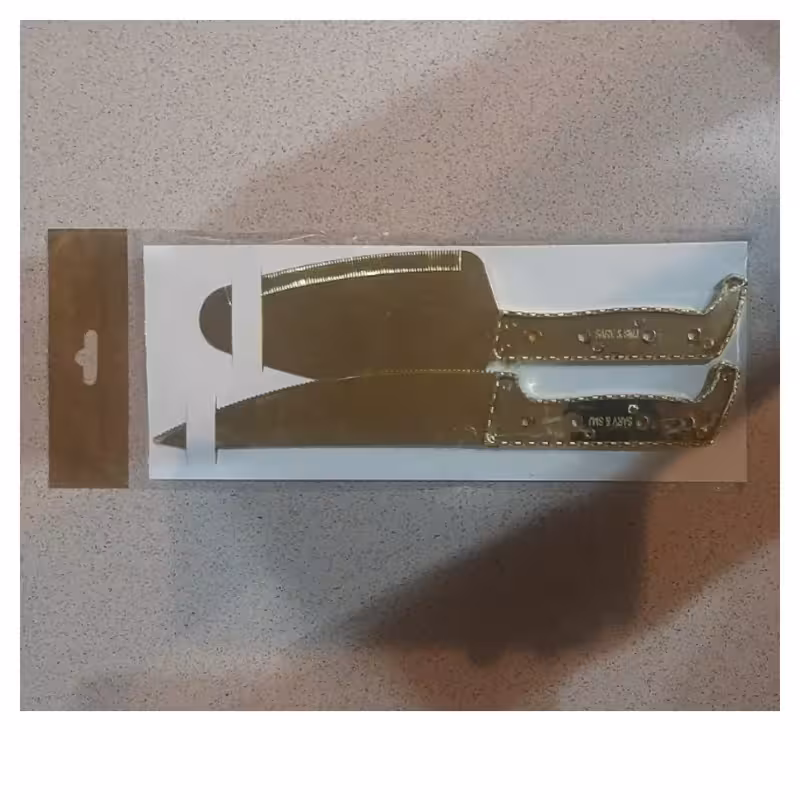 کارد و پالت دو عددی لاکی طلایی