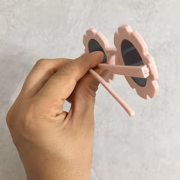 عینک آفتابی دخترانه مدل گل کد S - S 600