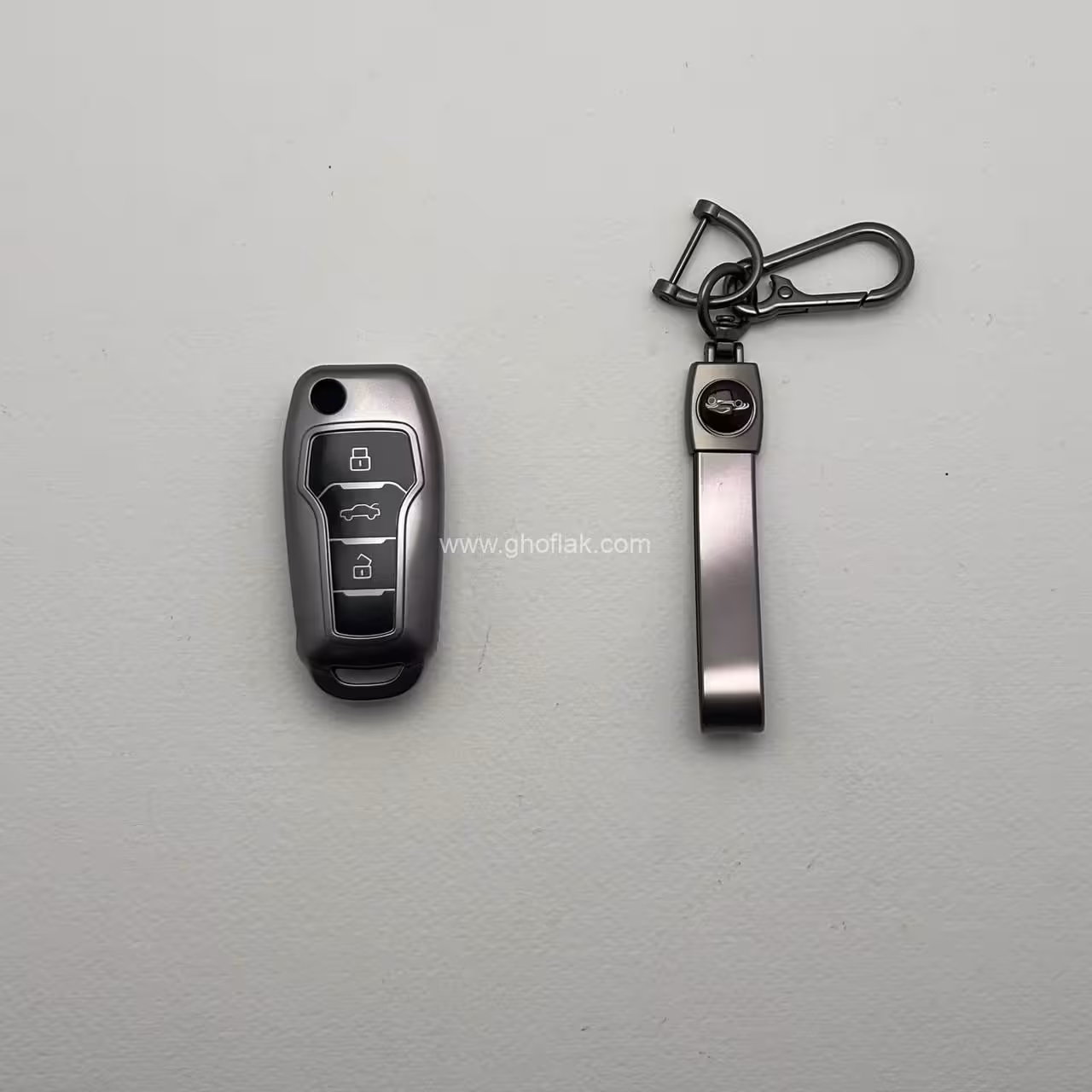 کاور ریموت ساینا اس و اطلس کلید تاشو طرح متالیک با بند ست