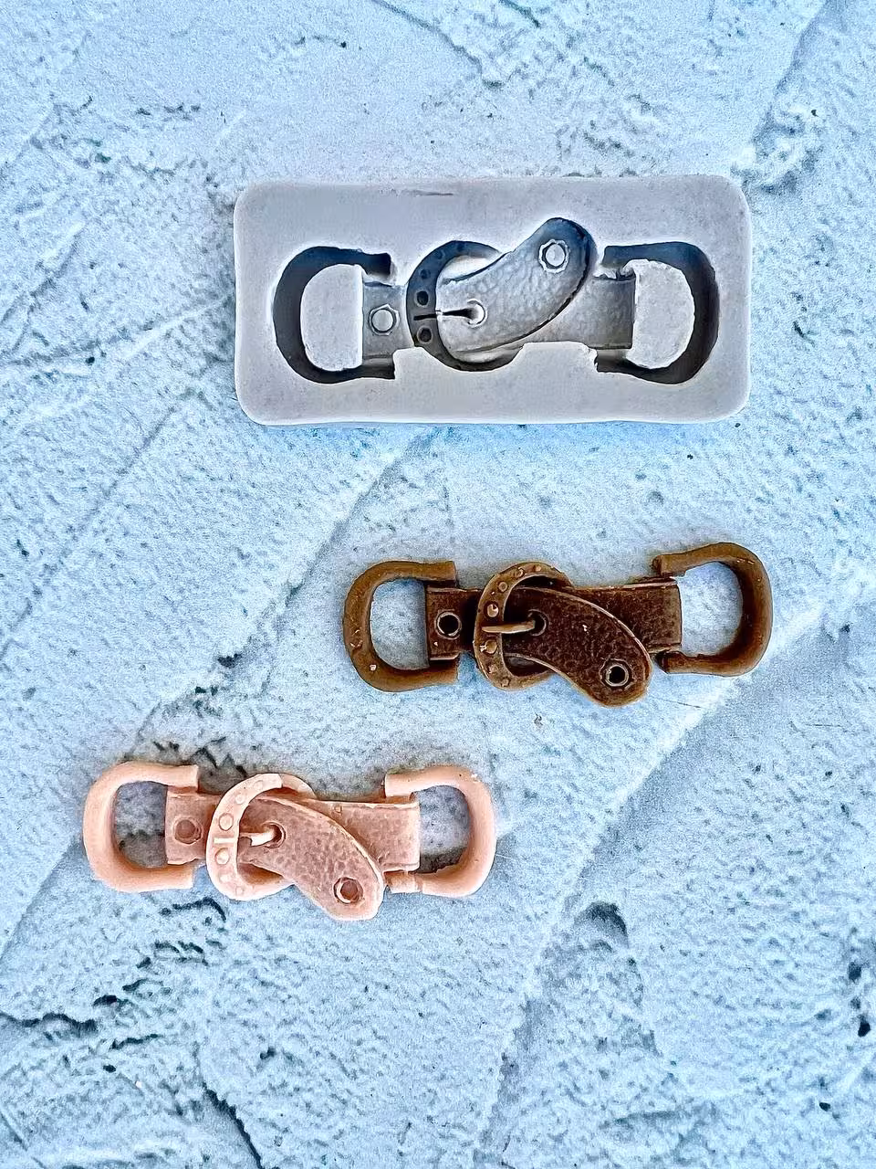 قالب سیلیکونی کمربند