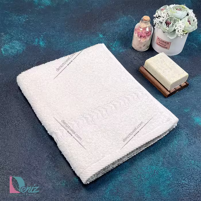 حوله دستی مارگارت رنگ شیری