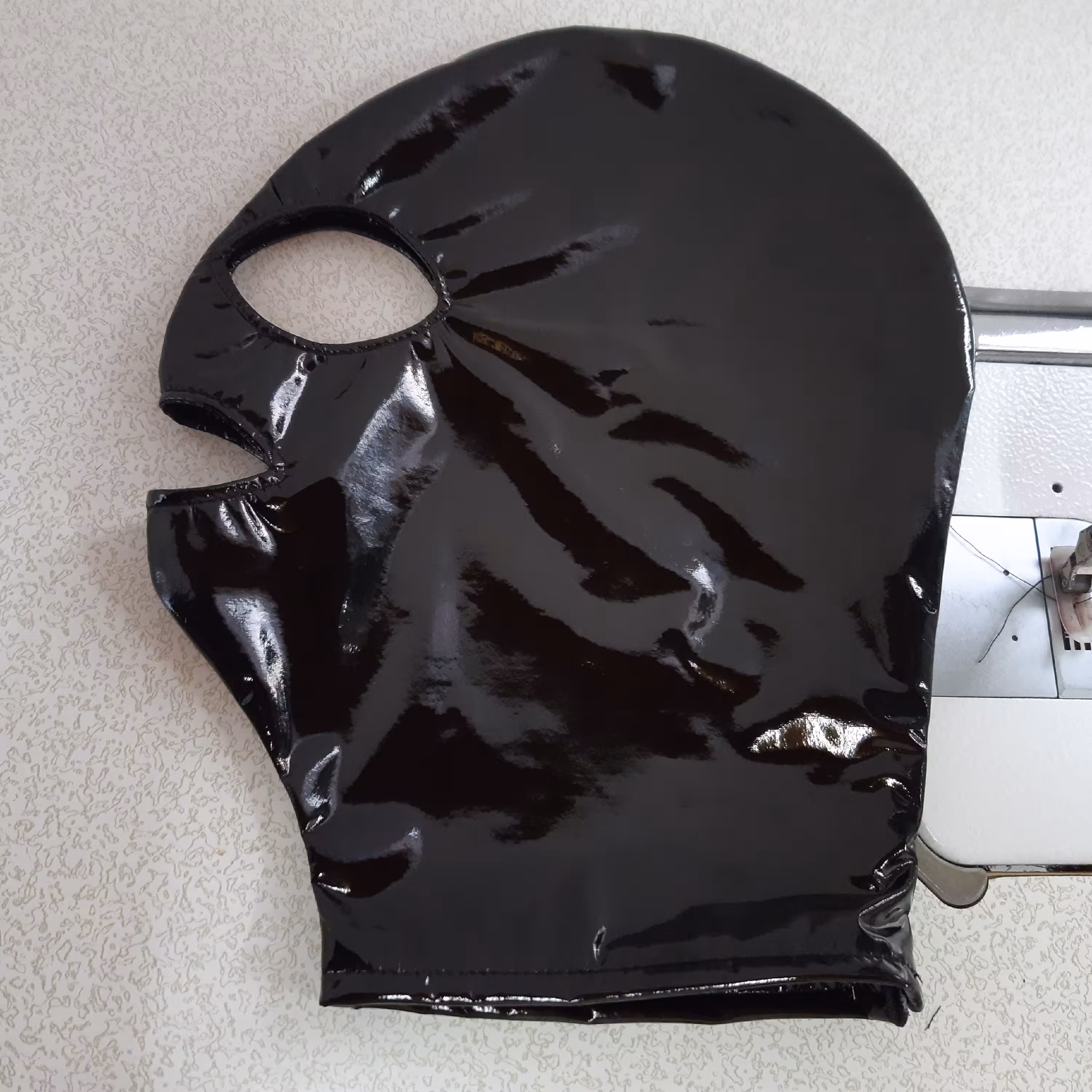 ماسک صورت چرم 