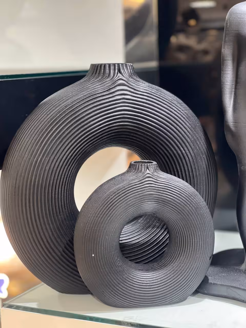 گلدان دوناتی