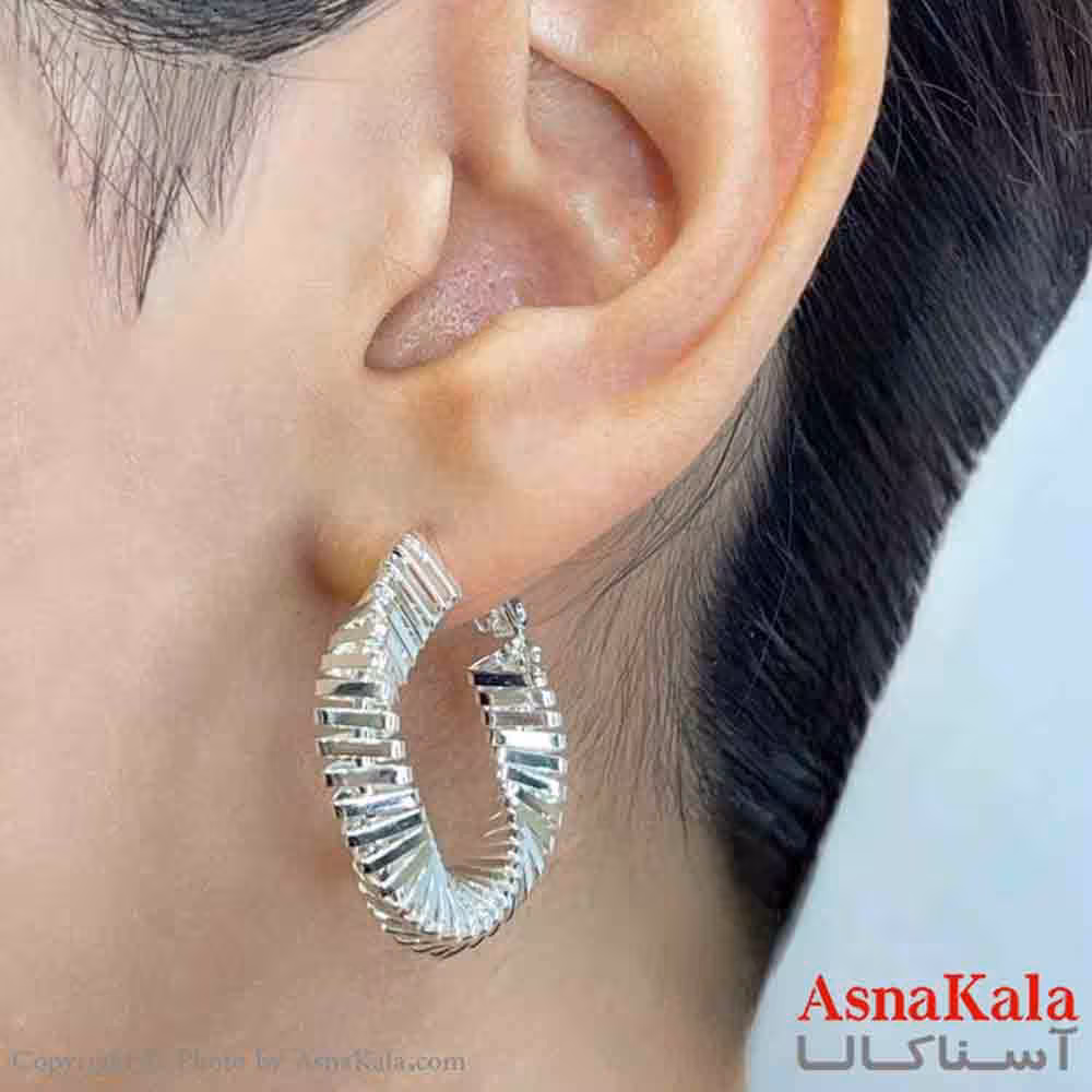 گوشواره دخترانه مینیمال حلقه ای پیچ فشن رنگ نقره ای کد GSH151710W