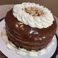 کیک اسنیکرز کیک