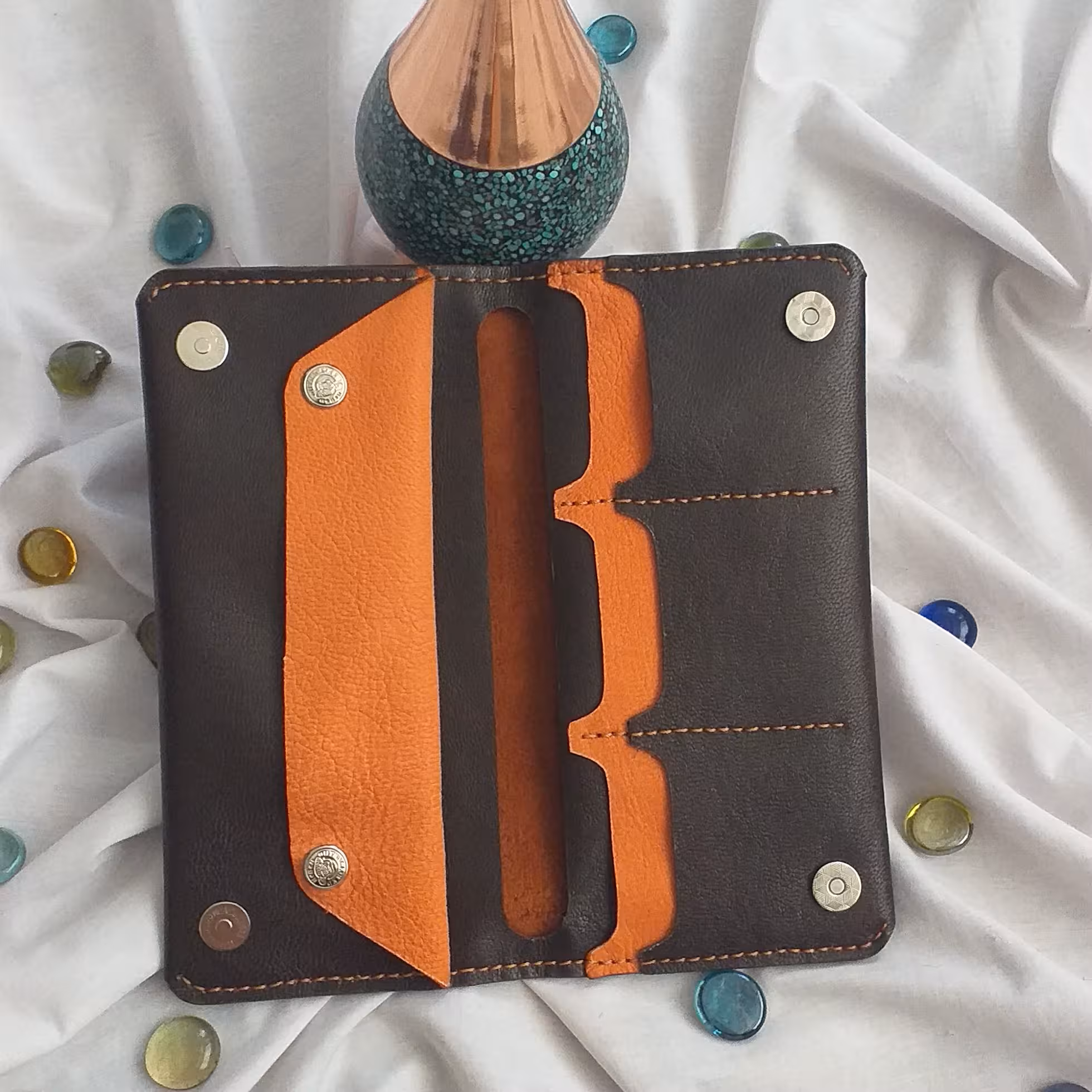 کیف پول چرم طبیعی گاوی وبزی  واسپرت