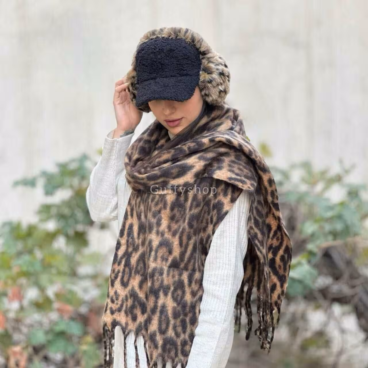 شالگردن موهر پلنگی